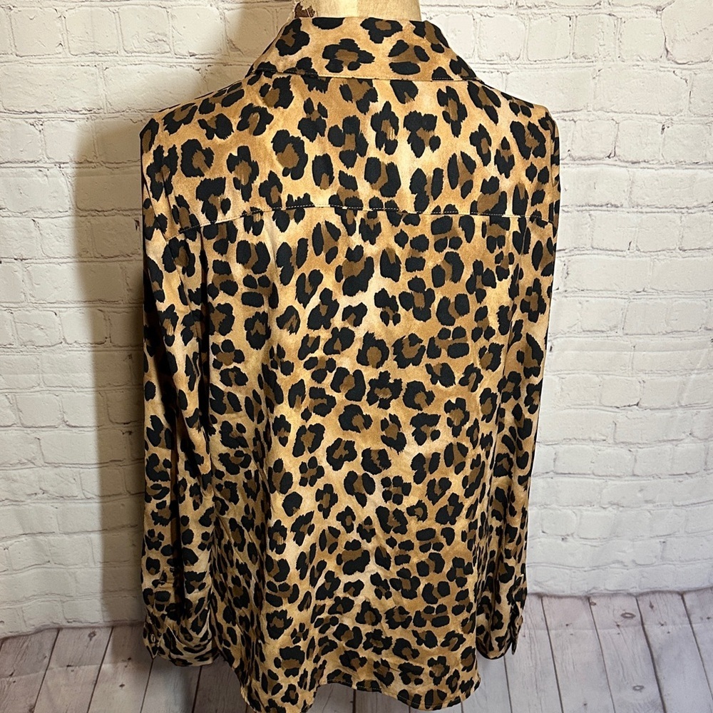 Dana Buchman Animal Print Button Up Long Sleeve Top - Picture 5 of 5